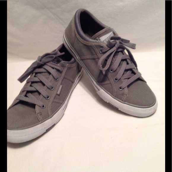 skechers canvas sneakers